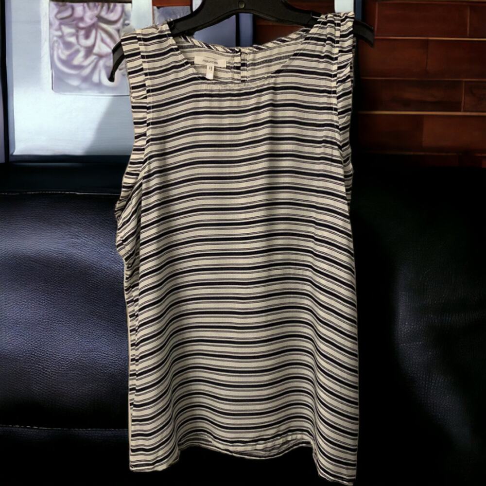 Maurices Black Cream Beige Lightweight Sleeveless Stripe Tank Size Small